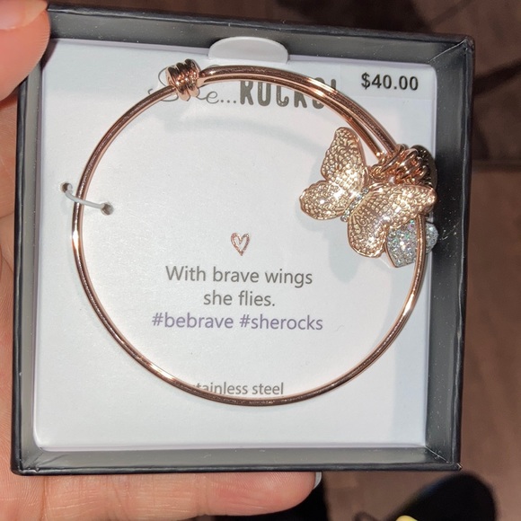 Jewelry - 💚Reduced Rose Gold Butterfly and Heart Bangle Bracelet